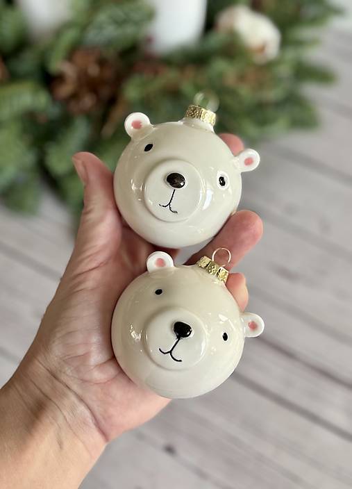 PREDOBJEDNÁVKA Vianočná guľa na stromček  (Medvedík)