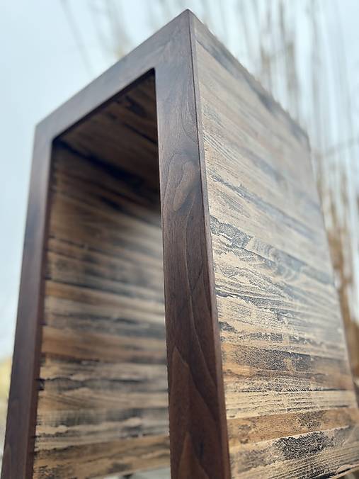 Nábytok - Ručne vyrobený dizajnový stolík - 17152294_