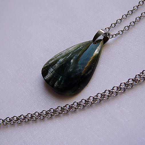 Náhrdelníky - Serafinitová kvapka - 17168412_