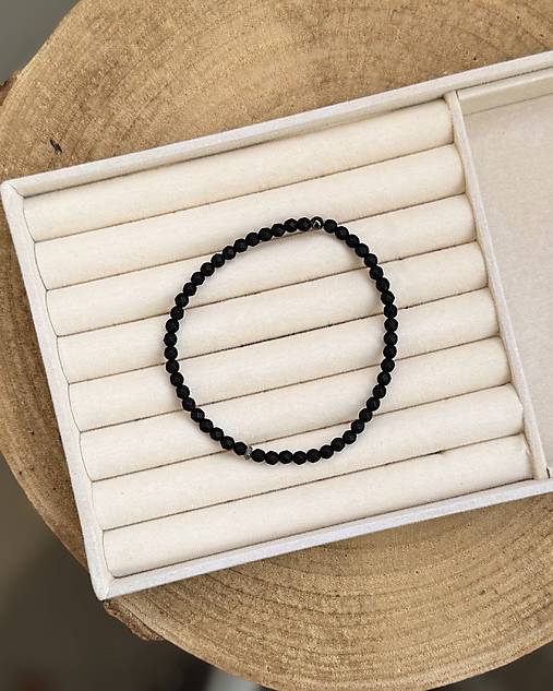 Pánsky náramok Hojnosť a Ochrana (matný) - Ónyx a Diamant