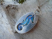 Náhrdelníky - Strieborný prívesok Ag925 Labradorit Morský koník  - 17176641_