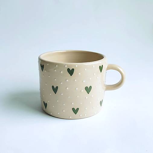 Šálka červené srdiečko a biela bodka