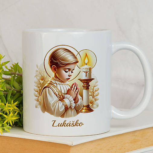Nádoby - PRVÉ SVÄTÉ PRIJÍMANIE CHLAPEC keramický hrnček s ľubovoľným menom a dátumom - 17178995_