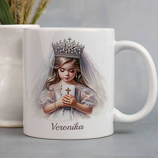 Nádoby - PRVÉ SVÄTÉ PRIJÍMANIE DIEVČA keramický hrnček s ľubovoľným menom a dátumom - 17179072_