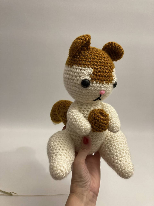 Hračky - veverička s veľkým chvostíkom - 17184383_