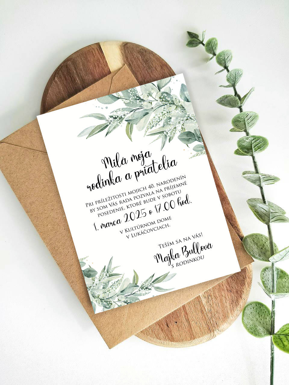 Narodeninová pozvánka na 50 v štýle greenery s listami B22 (verzia bez zlatých čiar)