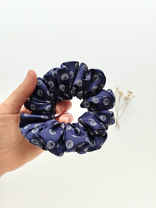 Basic MAXI scrunchie (Modrá)