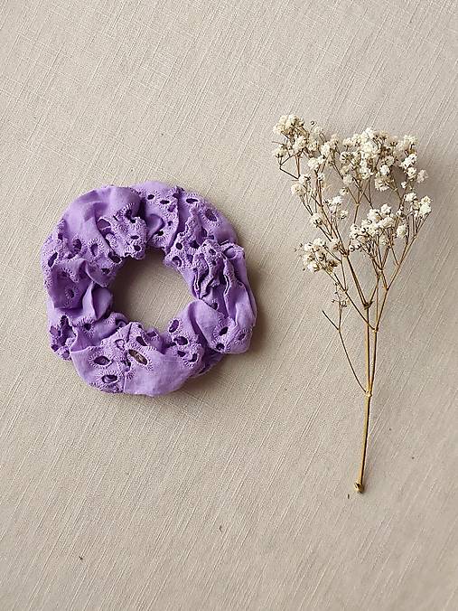 Ozdoby do vlasov - Madeirová scrunchie  (Fialová) - 17215569_