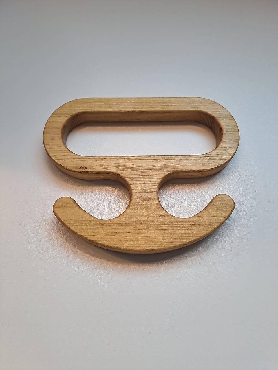 Pomôcka na nosenie tašiek