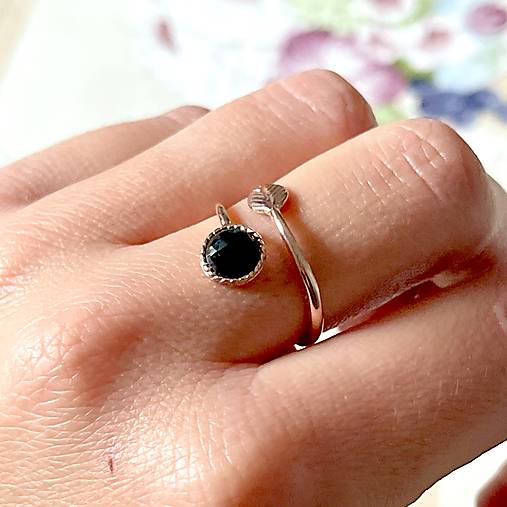 Simple Leaf Spinel Ag925 Rose Gold Plated Ring / Strieborný pozlátený prsteň so spinelom