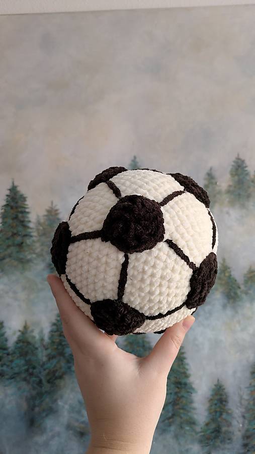 Hračky - Háčkovaná futbalová lopta - 17250091_