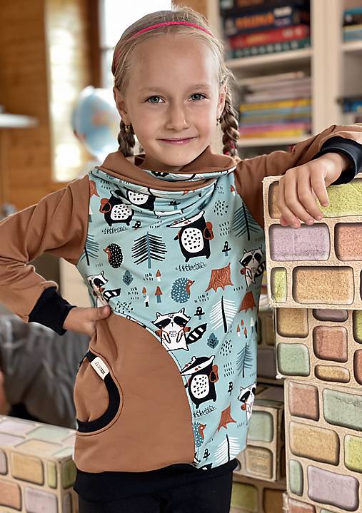 Mikiny - Mikina JEZEVEC a MÝVAL - 17253323_