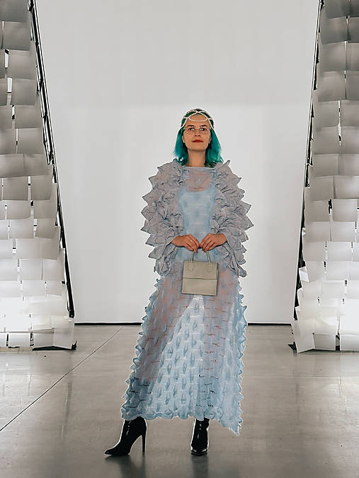 perlová ozdoba na hlavu