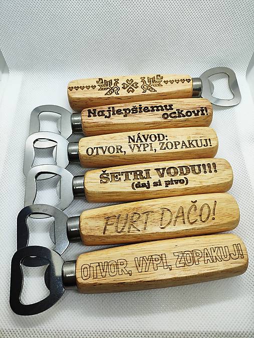 Príbory, varešky, pomôcky - Otvárač na pivo :) - 17258498_
