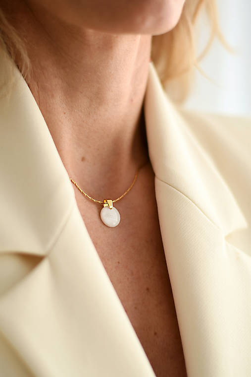 Náhrdelníky - Náhrdelník "Dots" Pearl - 17255826_