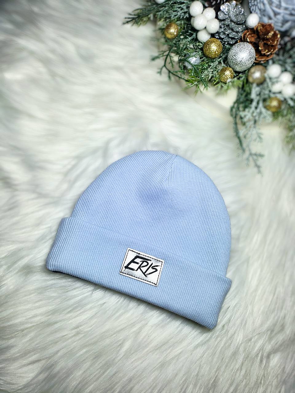 REBROVANÁ ČIAPKA NEBÍČKOVÁ