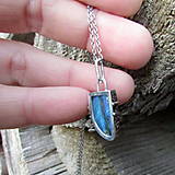 Náhrdelníky - Zub labradorit (Ag 925) prívesok, originál - 17262937_
