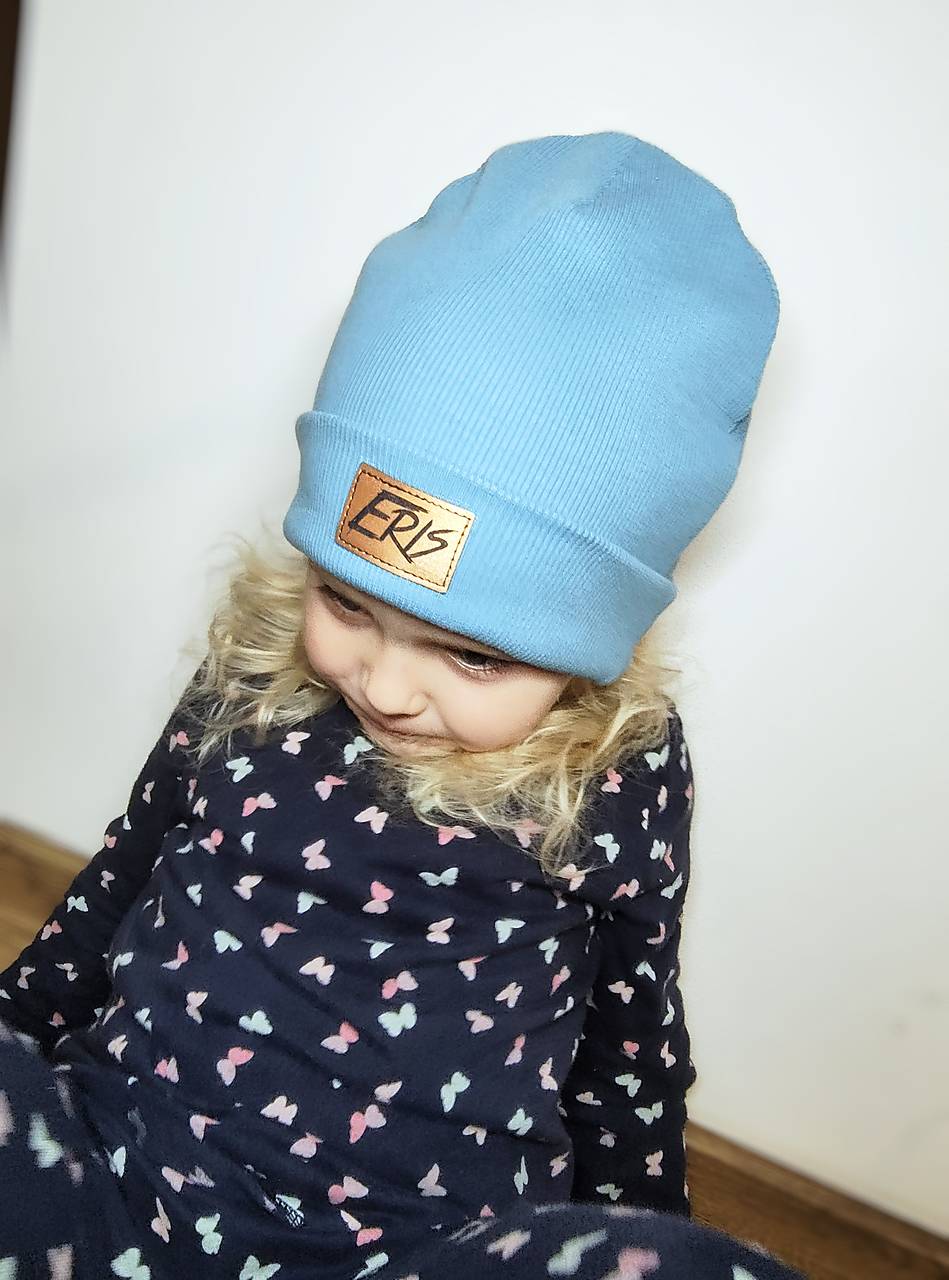 REBROVANÁ ČIAPKA MODRÁ