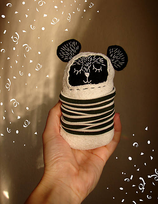 Hračky - H r k á l k a: Panda Pásikavá - 17269071_