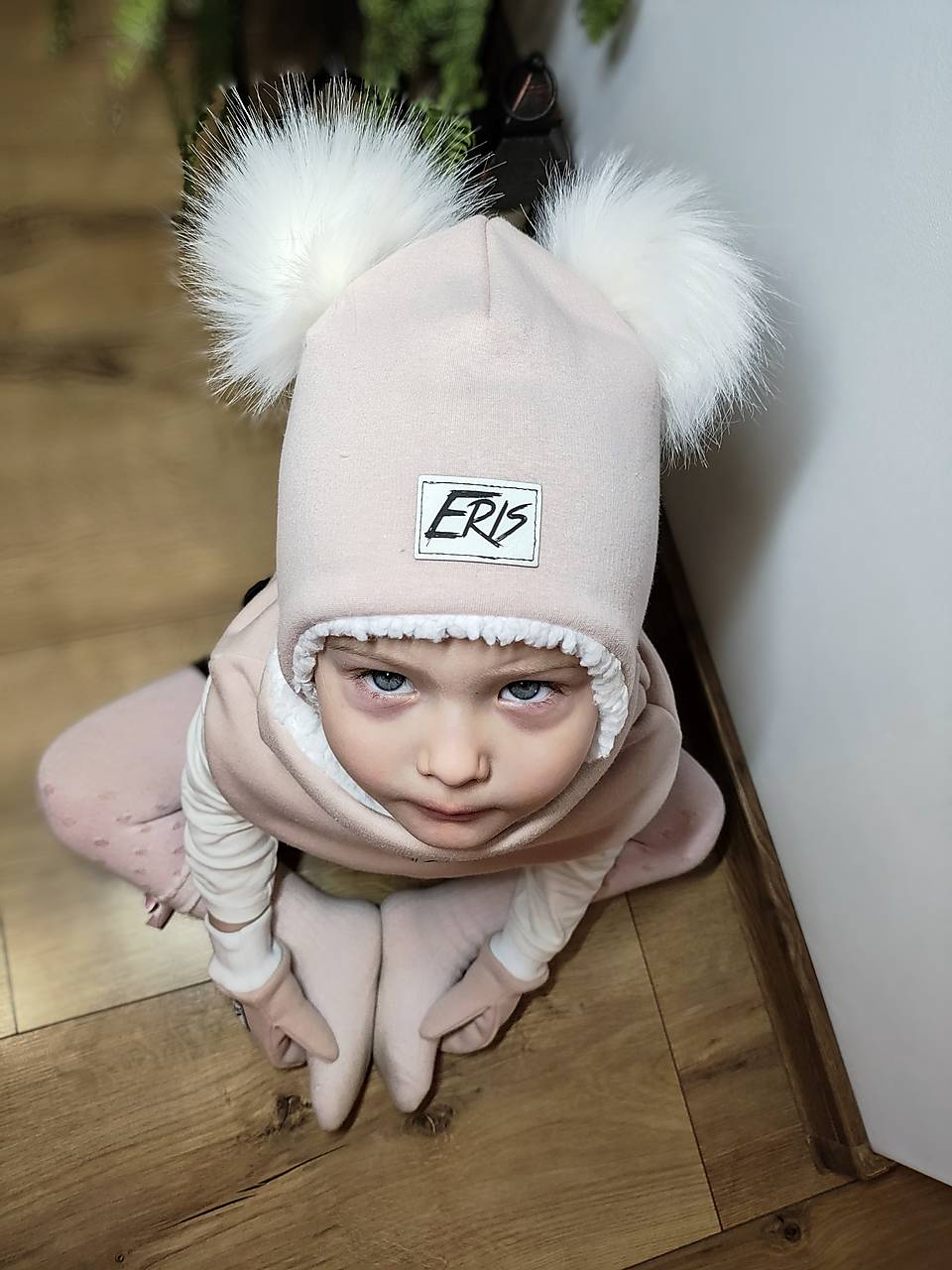 Ušianka s nákrčníkom- BÉŽOVÁ (farba podľa dohody)