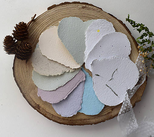 Papier - Srdiečka z ručného papiera- Mix - 17269279_