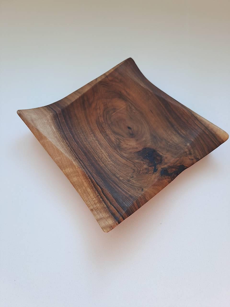 Štvorcová miska s nohami (orech/čerešňa)