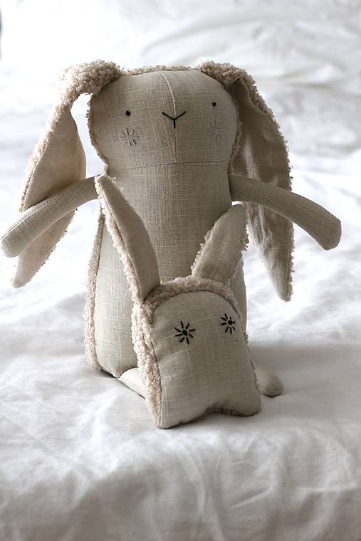 Budem Ťa sprevádzať detstvom - bruškáči (Zajko a hrkálka)