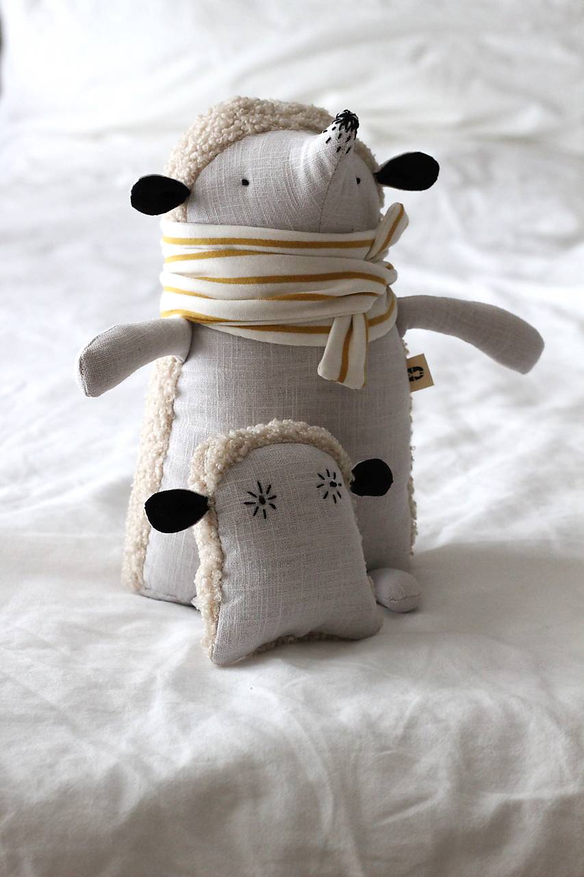 Budem Ťa sprevádzať detstvom - bruškáči (Ježko a hrkálka)