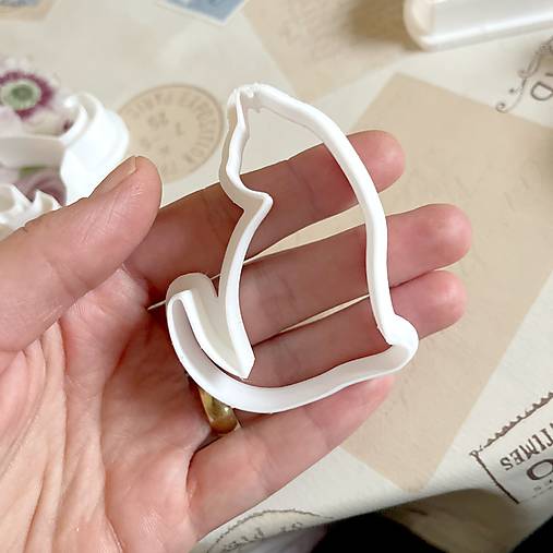 Príbory, varešky, pomôcky - Vykrajovačka mačka sediaca S006-c2 - 17279006_