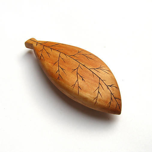 Ozdoby do vlasov - Drevená spona do vlasov - jelšový list - 17278905_