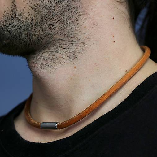 Pánske šperky - Pánsky hnedý kožený náhrdelník - Samuel - 17286112_