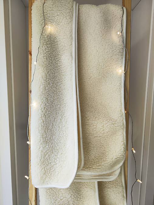 Úžitkový textil - VLNIENKA prehoz na gauč , sedačku, posteľ na mieru BARANČEK 100% MERINO vo vlase 600 gr/m2 - 17286080_