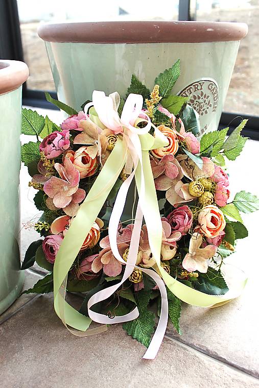 Dekorácie - Romantický pastelový veniec - 17287105_