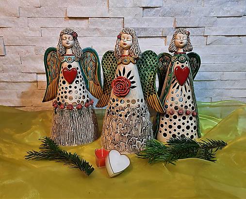 Svietidlá - Ručne vyrábaný keramický anjel – svietidlo a svietnik s jemným svetelným efektom - 17287653_