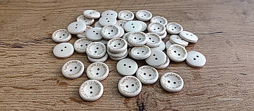 Galantéria - Drevený gombík Handmade ♥ -20 mm - 17288818_