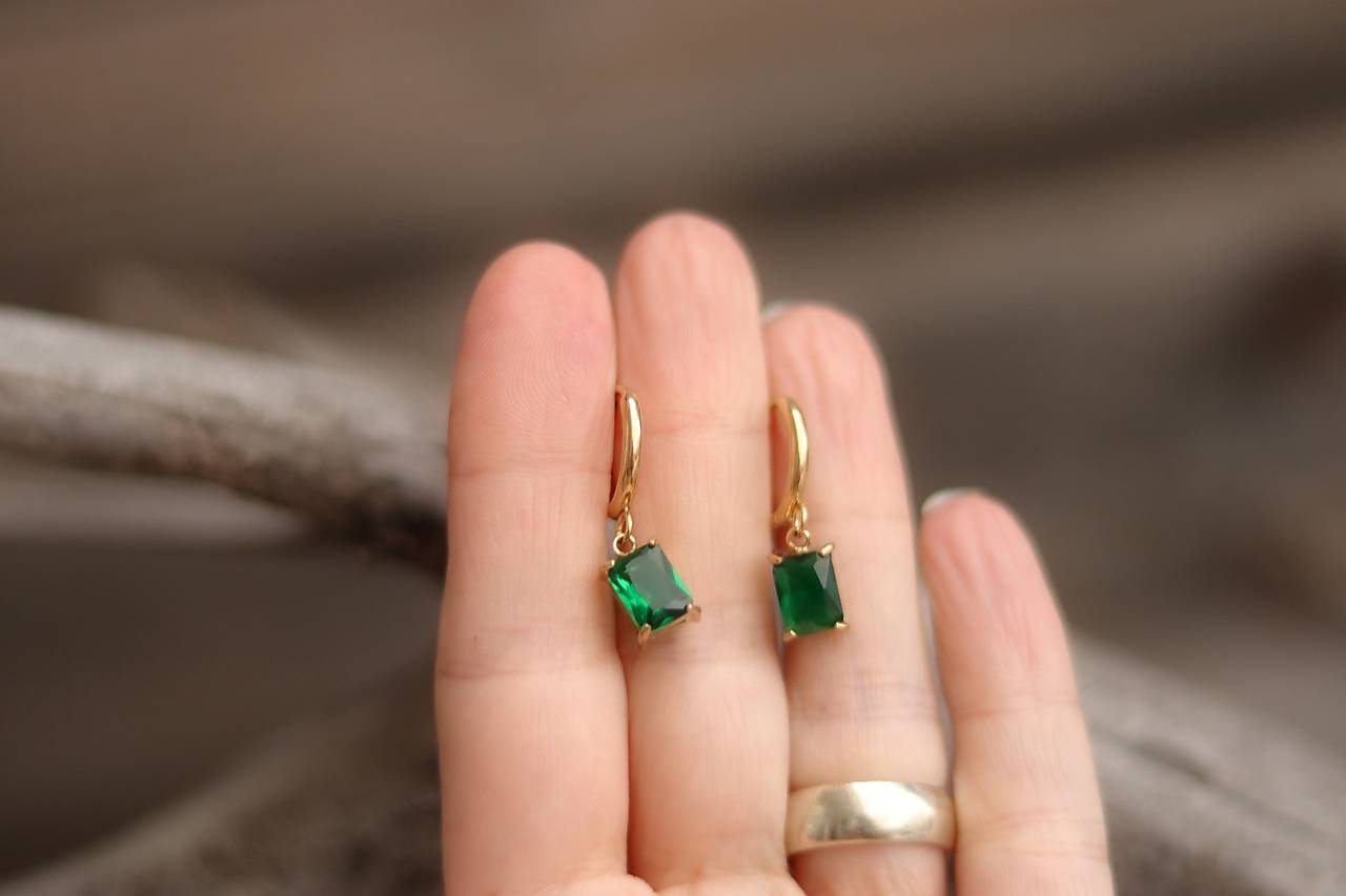 Náušnice kruhy so zirkónom (Zelená)