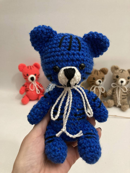 Hračky - Hačkovaná Hračka TIGER /5 farieb/ (modrý) - 17296094_