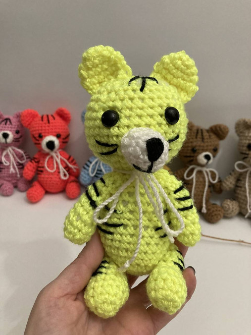 Hračky - Hačkovaná Hračka TIGER /5 farieb/ (neo žltý) - 17296099_