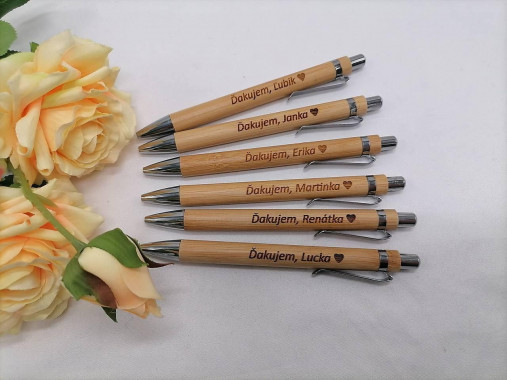 Nástroje - Bambusové pero ďakujem s menom a ♥ - 17297285_