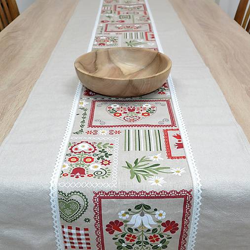Úžitkový textil - VALERIA - folklórny motív patchwork - behúň na stôl - 17297691_