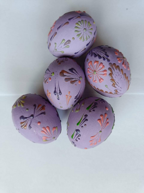 Dekorácie - Fialkové vajíčka pestré - 17294267_