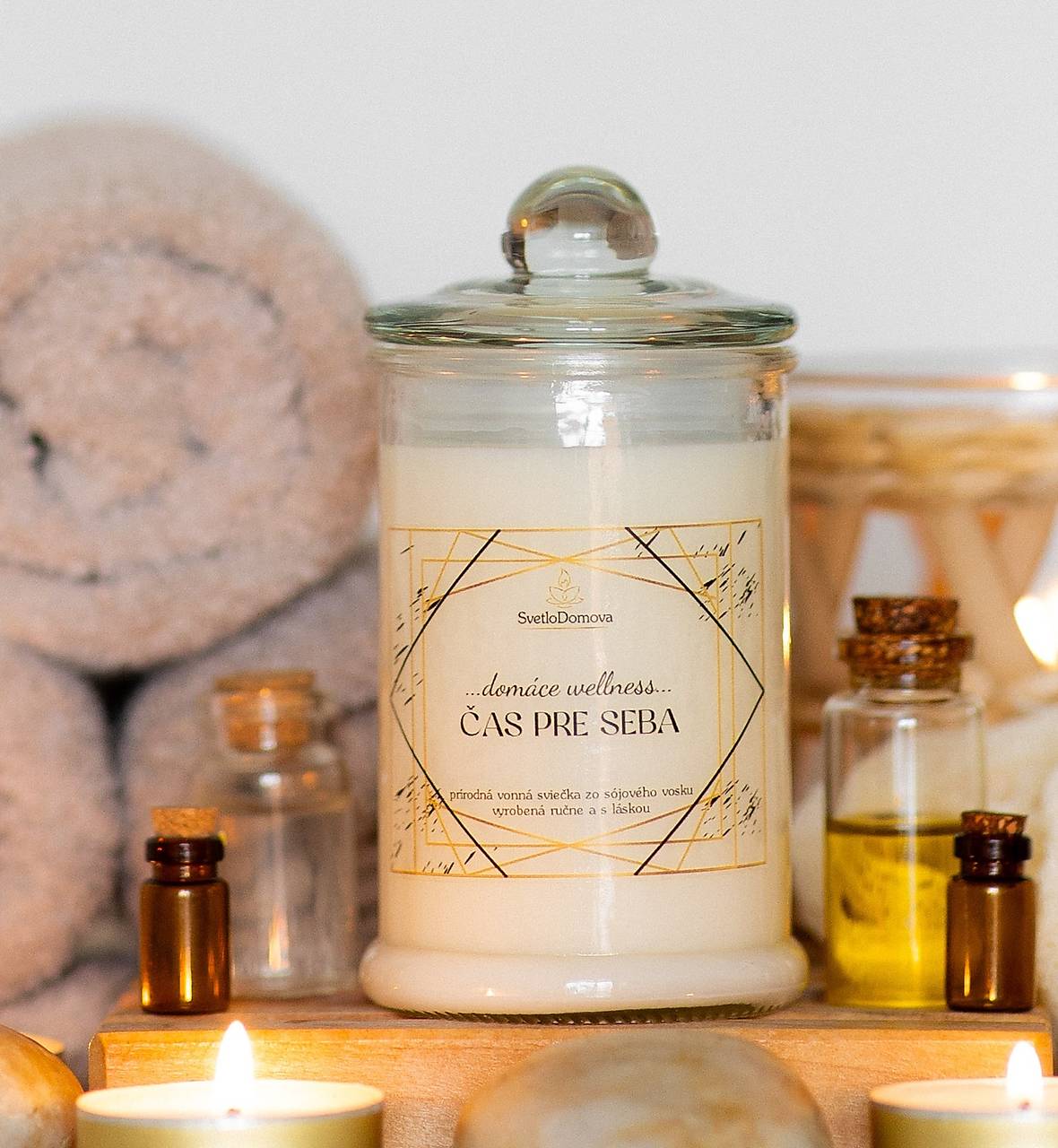 VÝPREDAJ - Sviečka zo sójového vosku s BAVLNENÝM/DREVENÝM knôtom - Čas pre seba