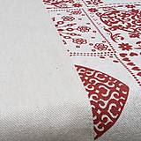 Úžitkový textil - ADRIANNA - bordové ornamentové srdiečka na režnej - stredový obrus - 17302055_