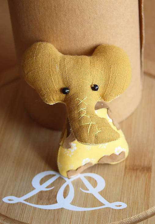 Hračky - Drobné zvieratká. Malý textilný sloník_žltý_1 - 17305186_