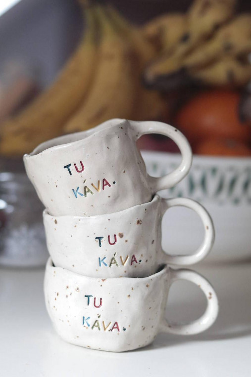 Nádoby - šálka Tu káva  - 17310762_