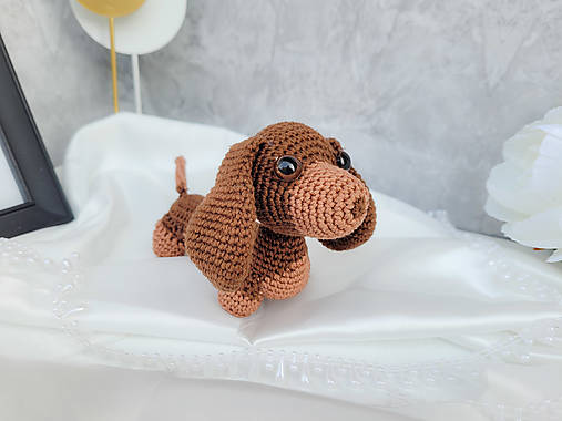 Hračky - Háčkovaný jazvečík  (Hnedý jazvečík) - 17308427_