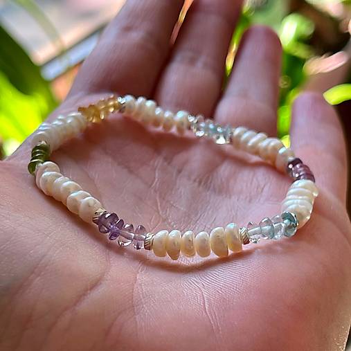 Elastic Pearls Bracelet AG925 / Elastický náramok perly, citrín, akvamarín, olivín, ametyst, striebro E003