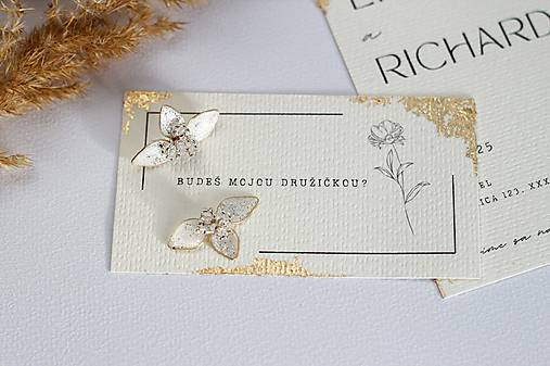 Náušnice pre družičky – nežný darček od nevesty (Biela s trblietkami)