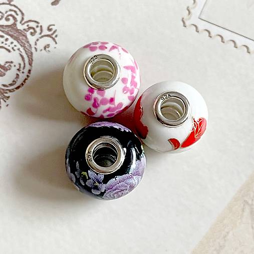 Gemstone European Style Pendant Rondelle Bead / Prívesok, korálka keramická AG925 E050 (č.1 biela s červenými kvetmi)