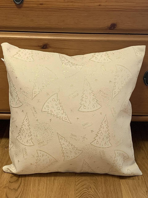 Úžitkový textil - Vianočný vankúš stromčeky - 17317286_